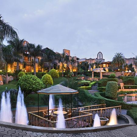 The Corinthians Resort And Club Πούνε Εξωτερικό φωτογραφία The Oberoi, Gurgaon